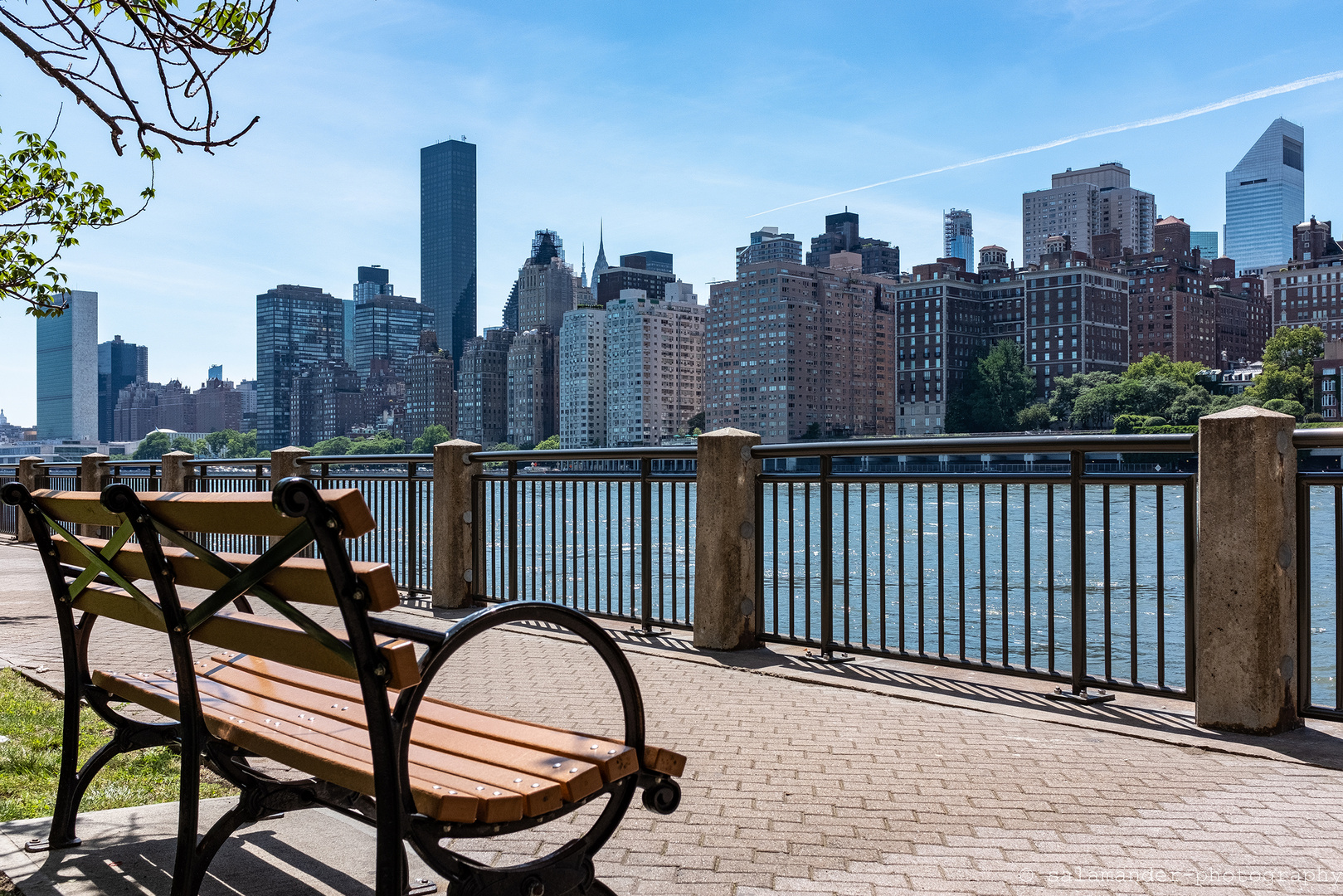 Manhattan - View (from Roosevelt Island)