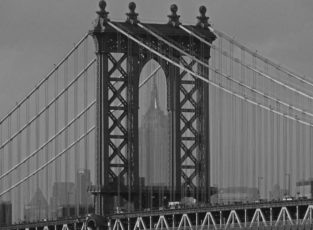 Manhattanbridge mit E.State Building