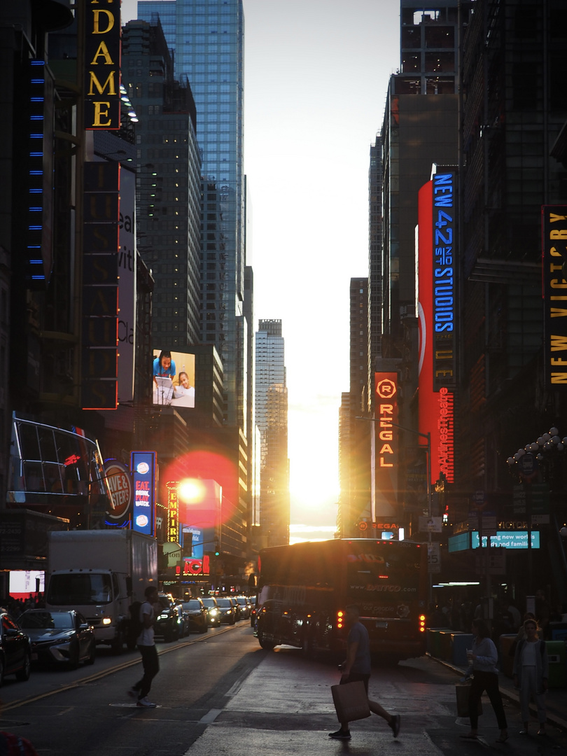 Manhattanhenge