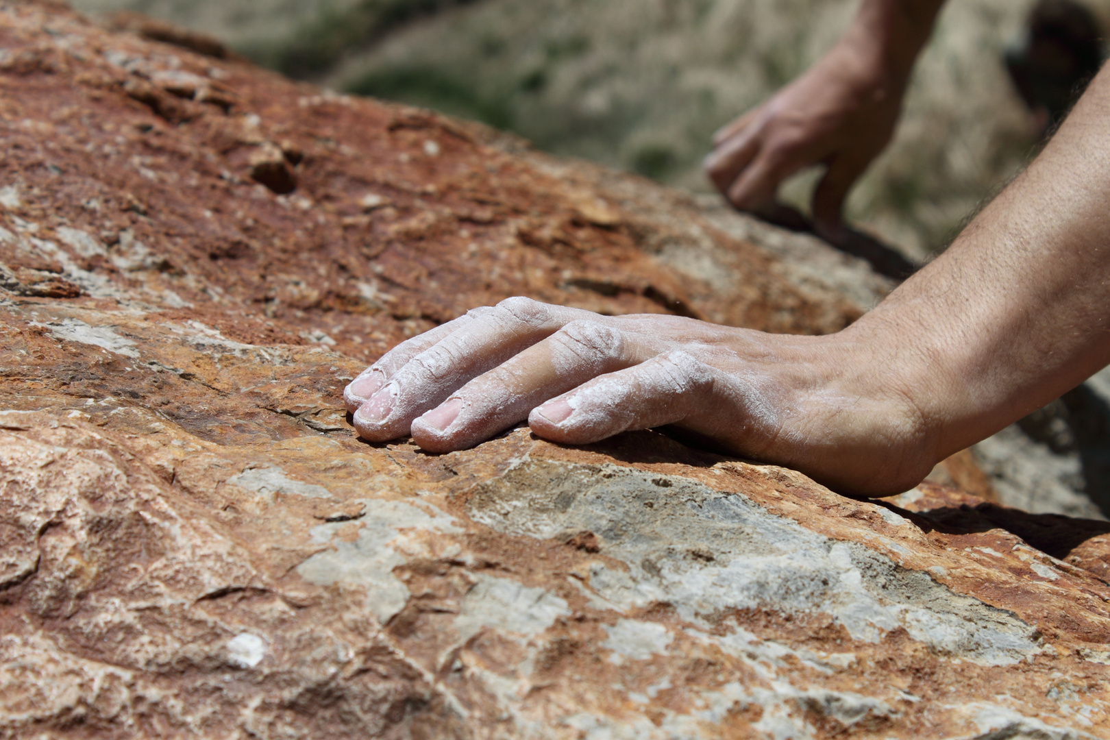 mani e magnesite...storia di un'arrampicata