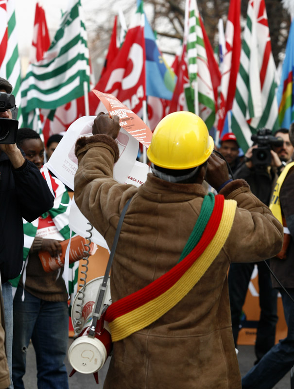 manifestazione di immigrati 2