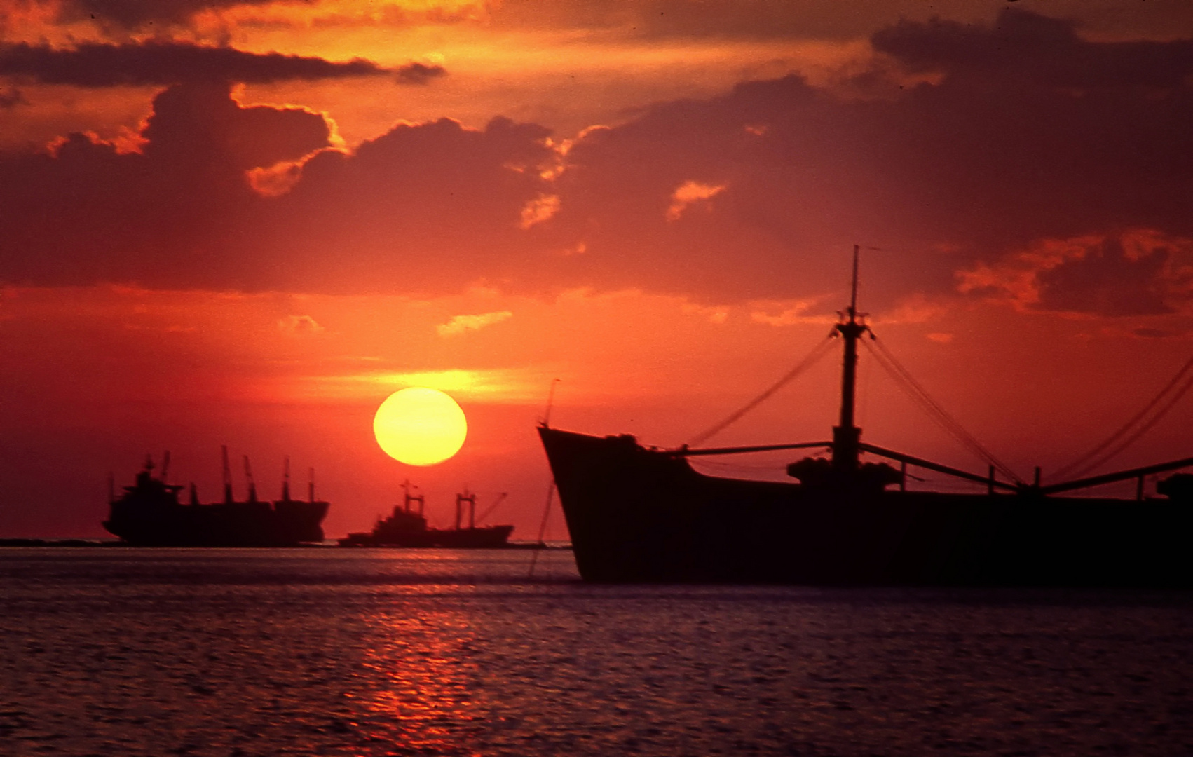 Manila Bay 