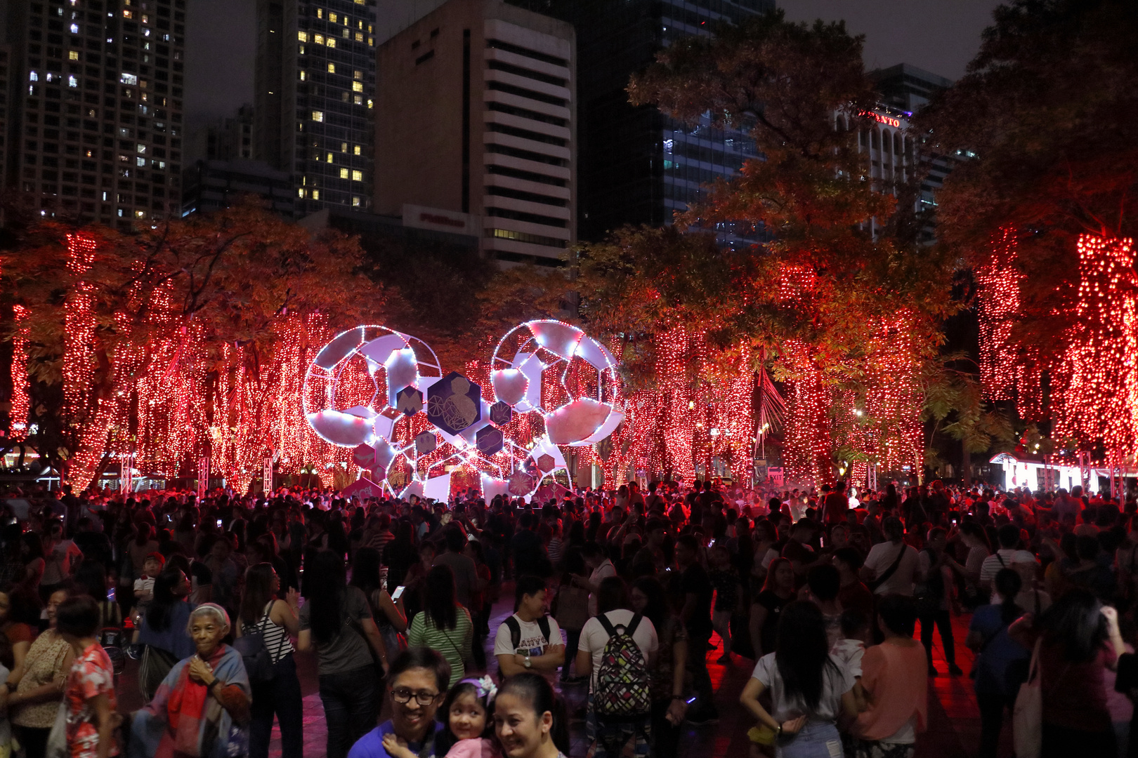 Manila Christmas Lights at Ayala Triangle Gardens