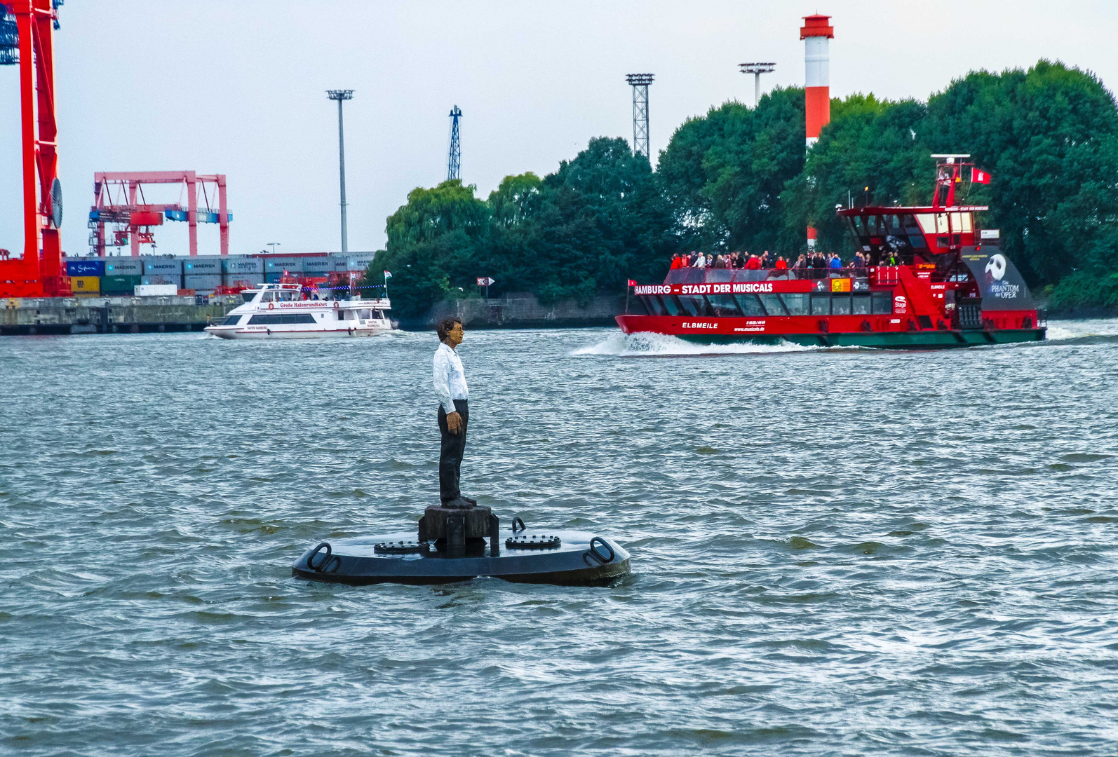 MANN FLUSS FÄHRE HH Ca-14-col Balkenhol