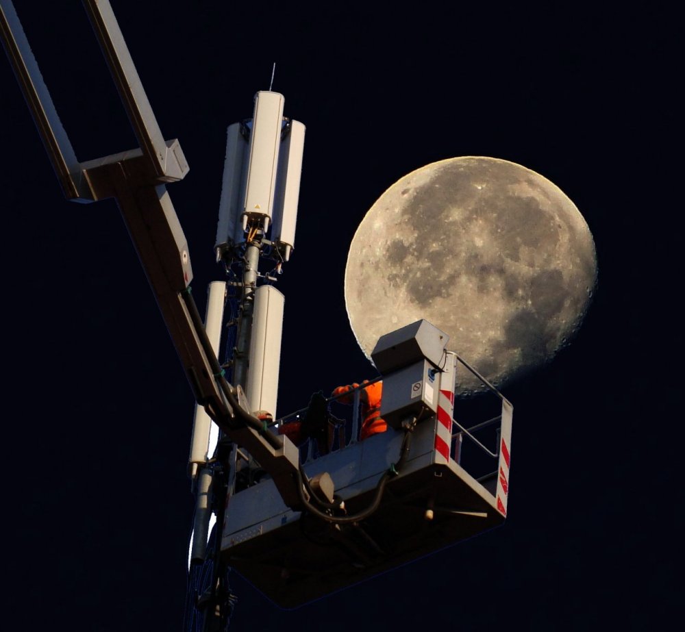 Mann (im) am Mond (Nebenprodukt Beruf) Foto &amp; Bild mondaufnahmen