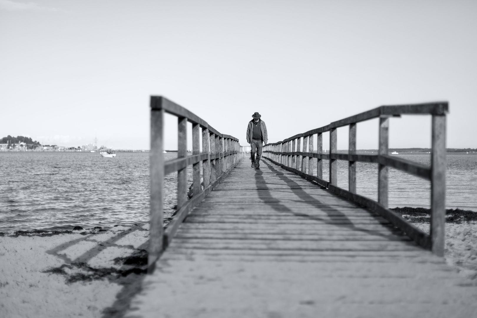 Mann mit Hut Foto & Bild | erwachsene, alltagsereignisse, menschen in