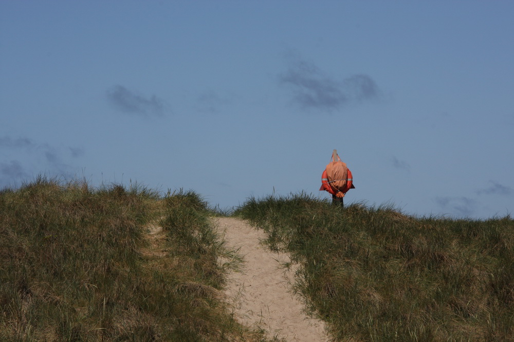 Mann mit Meerblick - Rettungsring?