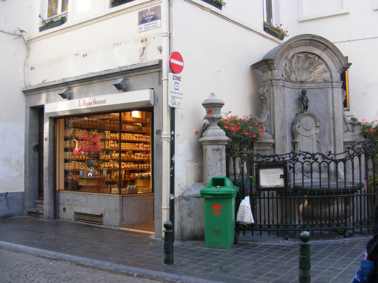 Manneken Pis - fame vs. size...