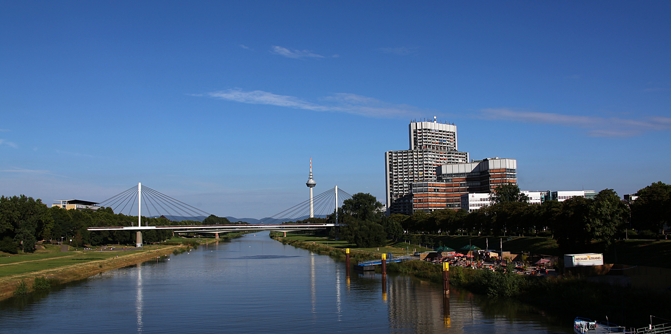 Mannheim, Collinicenter, Fernmeldeturm, river Neckar