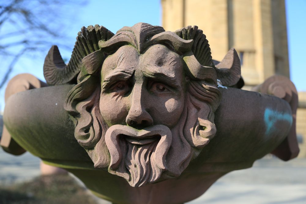 Mannheim - Figur Nähe Wasserturm