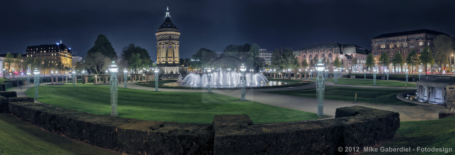 Mannheim, Germany, Wasserturm mit Rosengarten