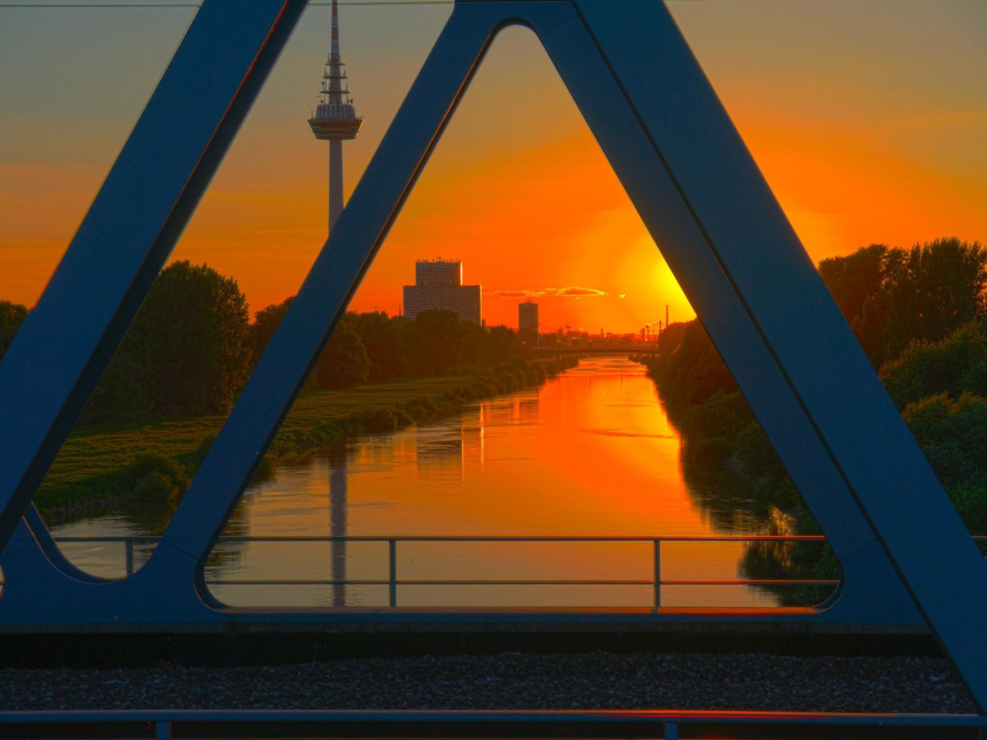 Mannheim - Schleuse, Fernsehturm