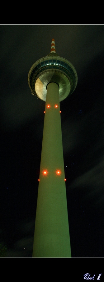 Mannheimer Fernsehturm bei Nacht