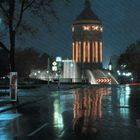 Mannheimer Wasserturm bei Nacht