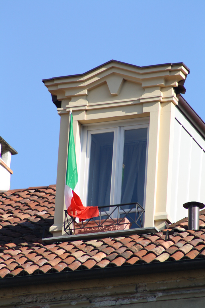 Mansarda con il tricolore