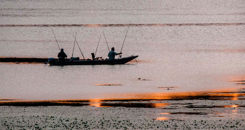 Mantova 2009 - pescatori al tramonto