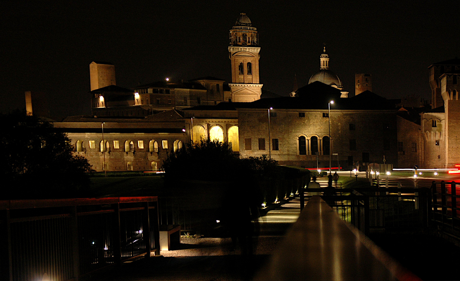 Mantova by night