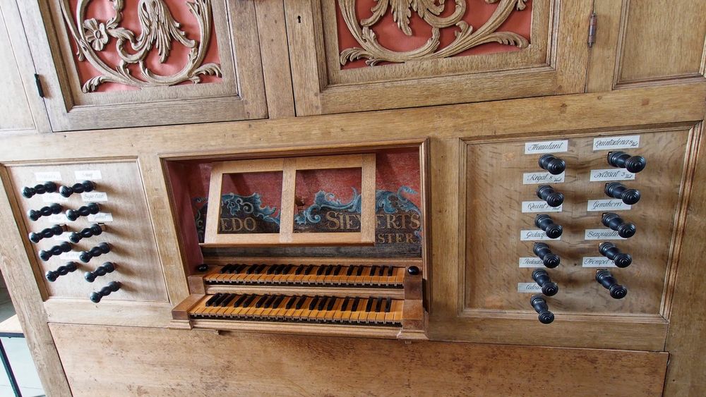 Manual der Grothian-Orgel von 1694 in der Pilsumer Kreuzkirche (Krummhörn, Ostfriesland) II