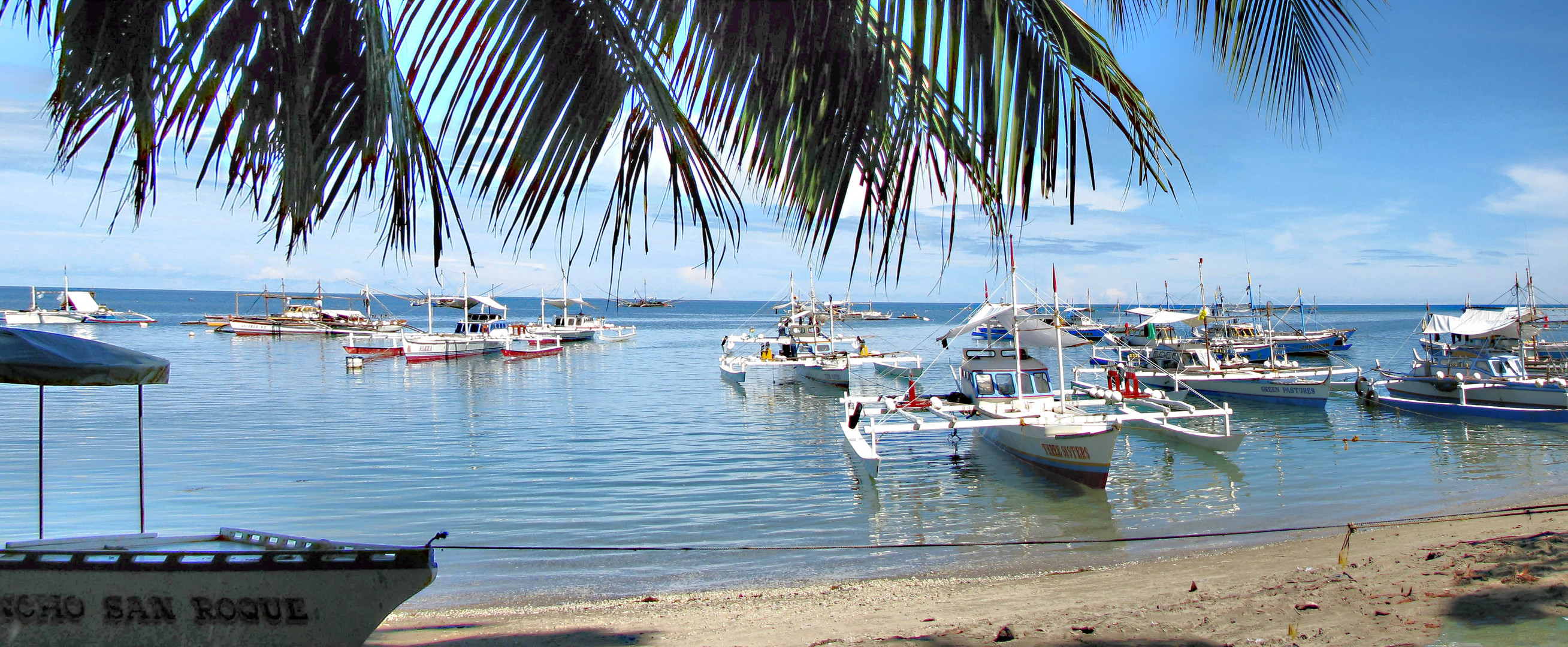 MANUKAN BEACH, MINDANAO, PHILIPPINES