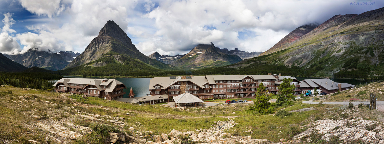 Many Glacier Hotel