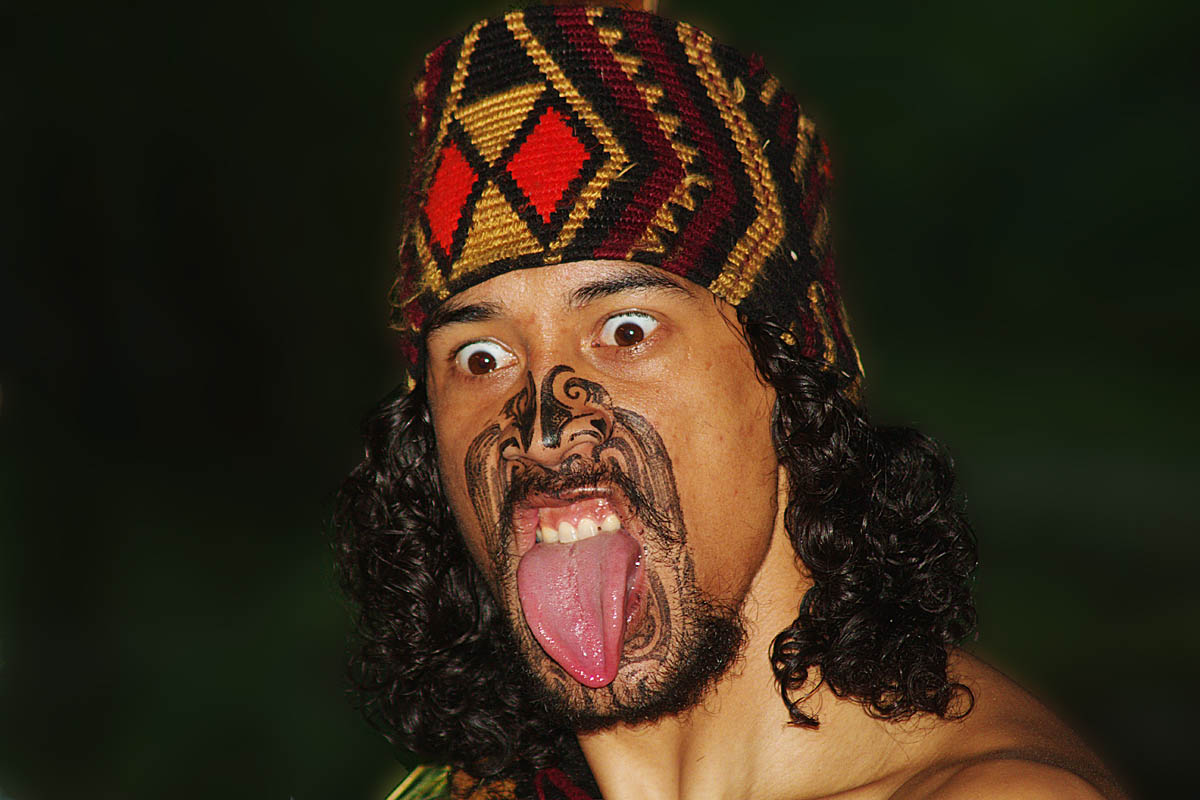 Maori in Pose