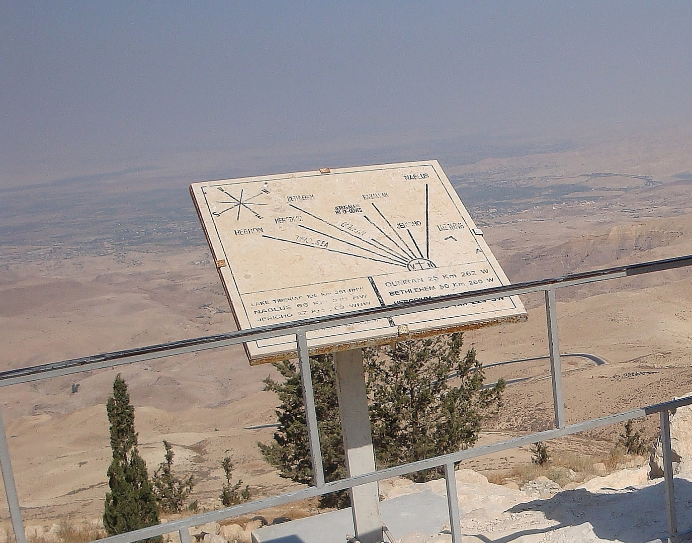 Mapa de la tierra prometida a Moises (Monte Nebo)