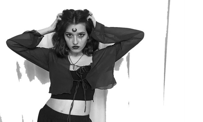 ...maquillaje en B&N...