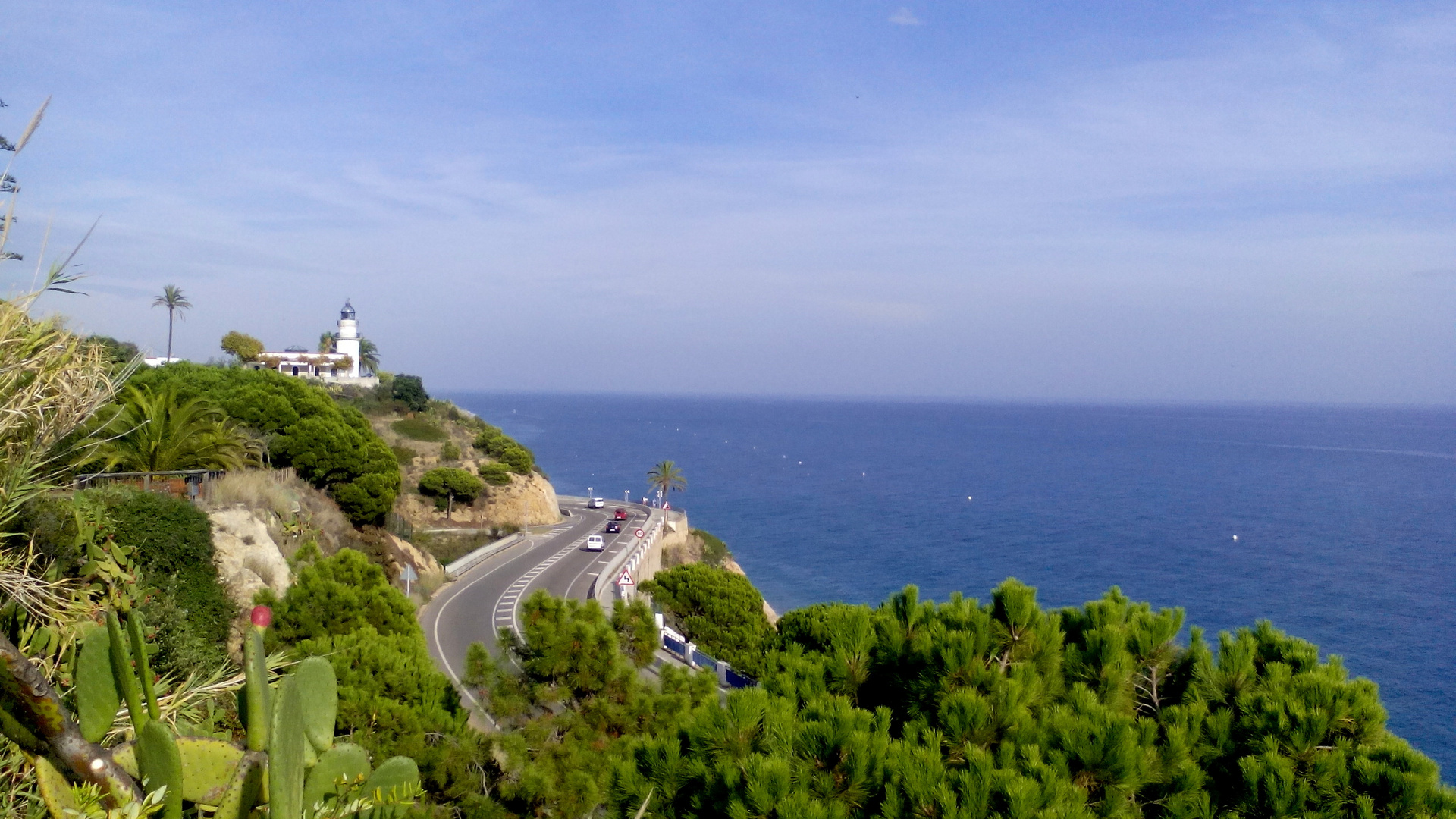  MAR Y EL FARO   