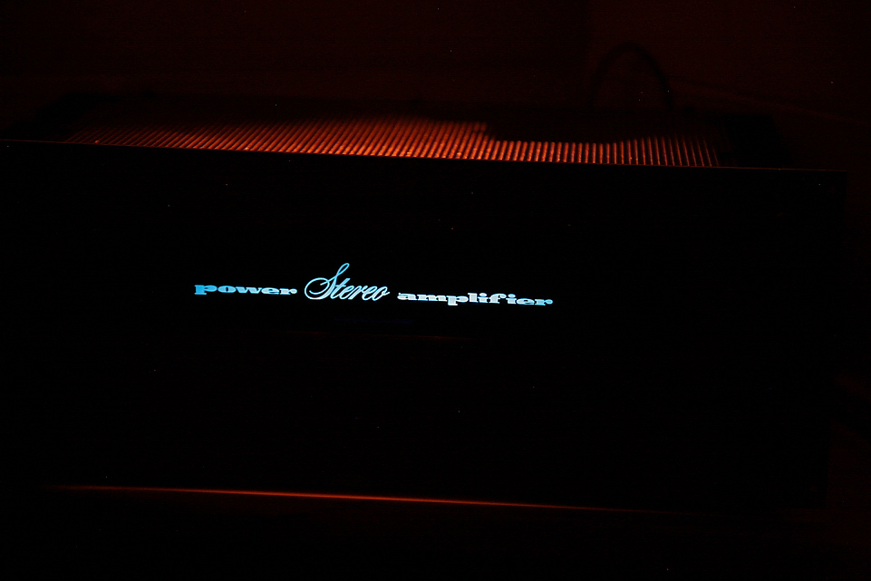 marantz in night