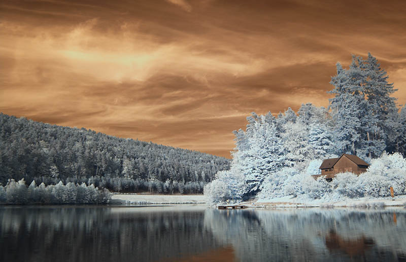 Marbachstausee in Infrarot