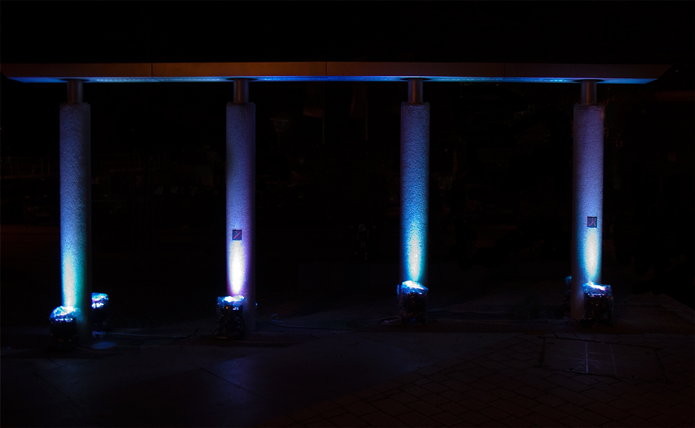 Marburg b(u)y Night 2009 - illuminierter Brunnen