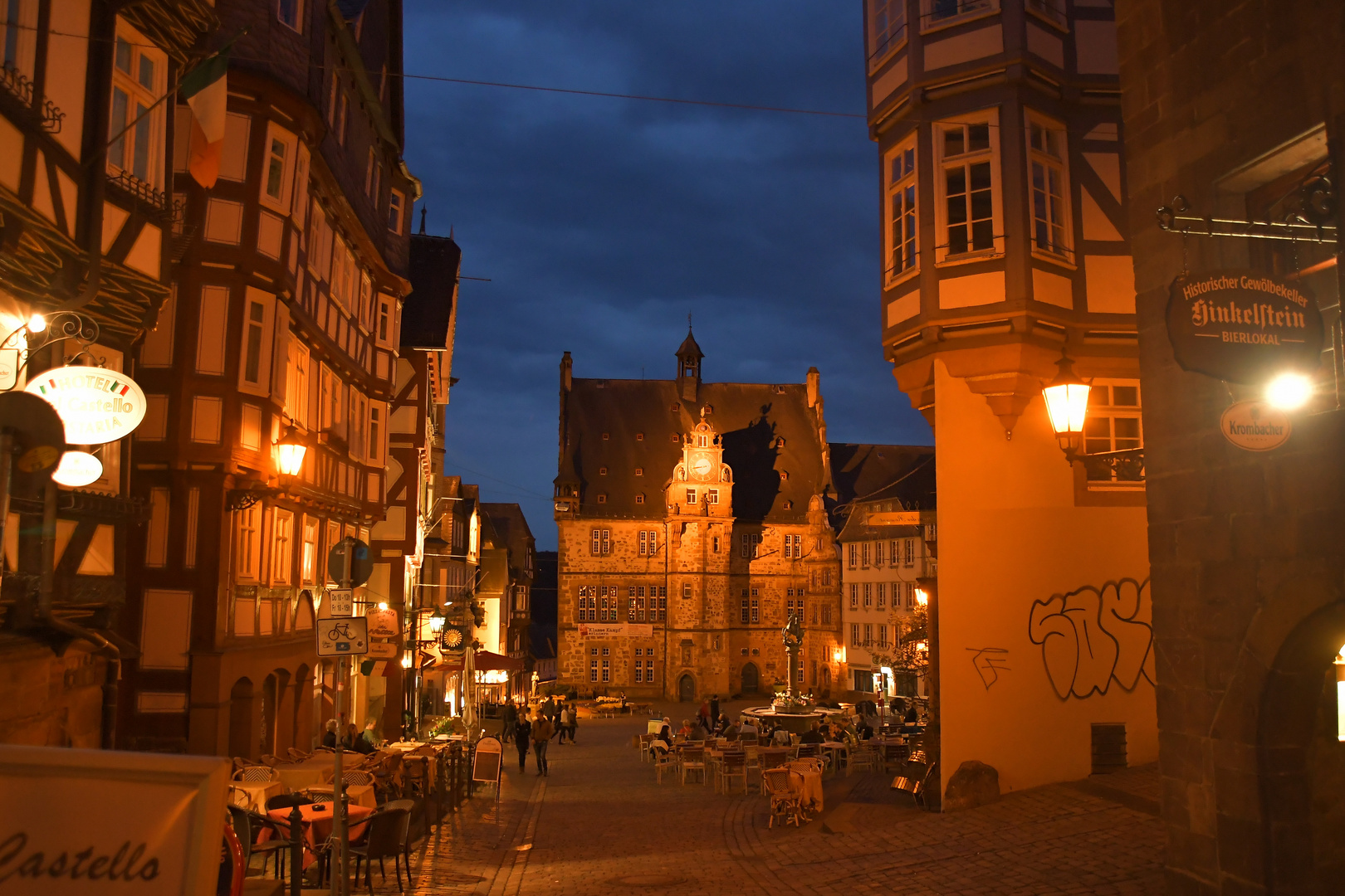 Marburg Marktplatz am Abend