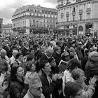 marche blanche, pour Ingrid Betancourt, place de l'opéra.