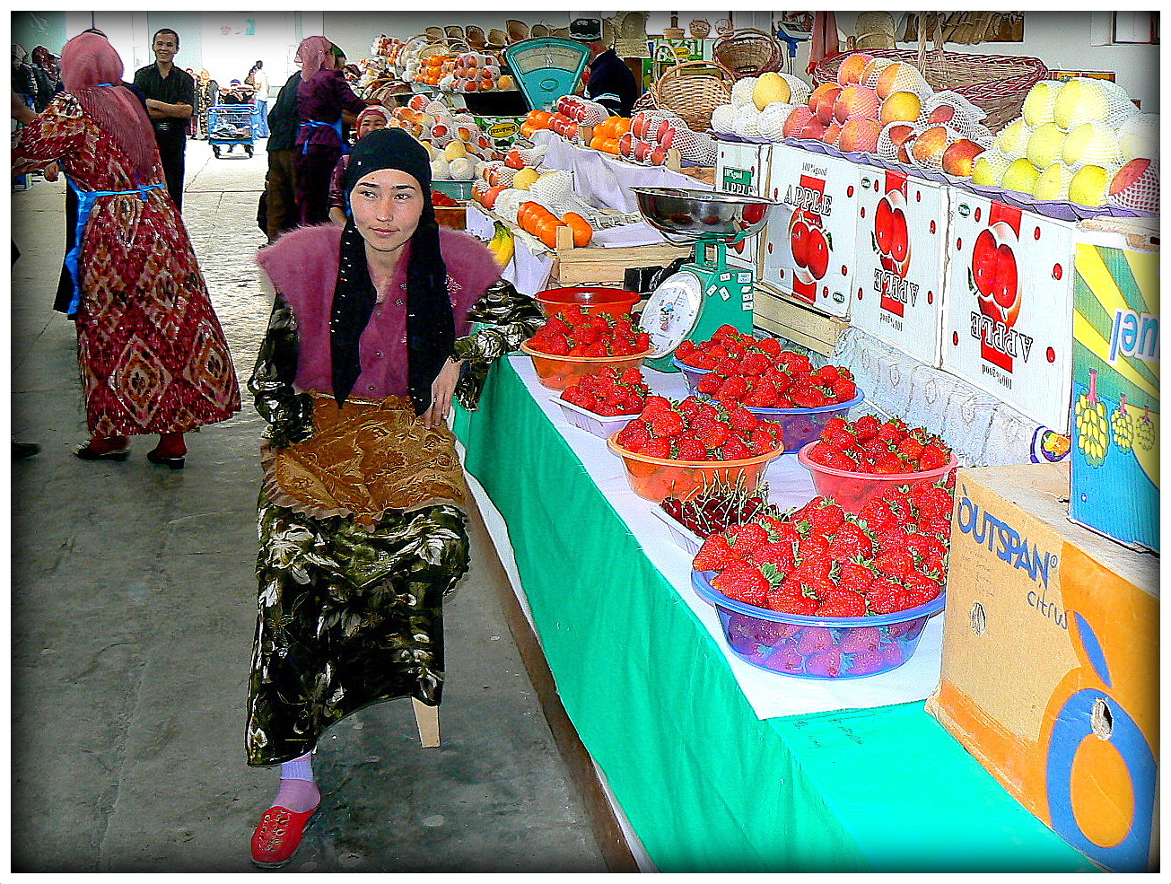 MARCHE - DE - ANDIJAN - 4 -