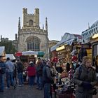 Marché de Noël devant l’Eglise Sainte-Marie La Grande  --  Cambridge