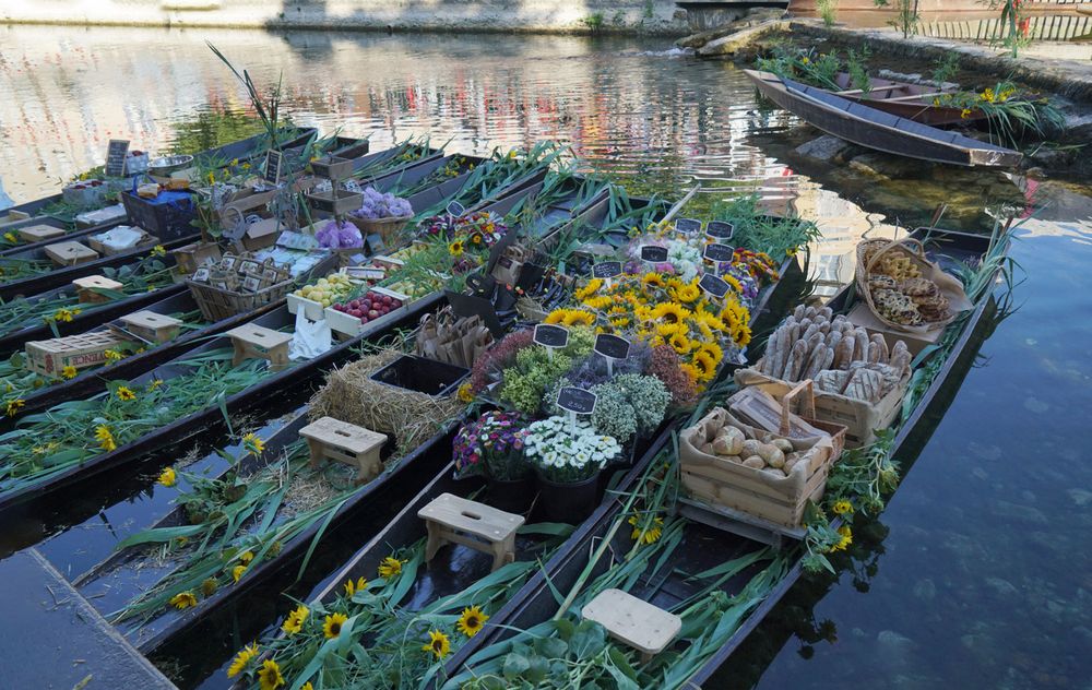 Marché Flottant - L'Isle-sur-la-sorgue (01)