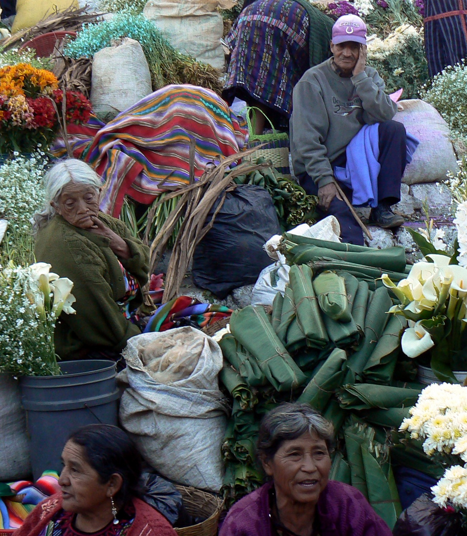 marché sur le parvis de l'église