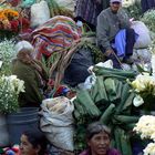 marché sur le parvis de l'église