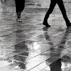 Marcher sous la pluie