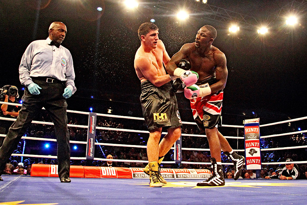 Marco Huck vs Ola Afolabi III