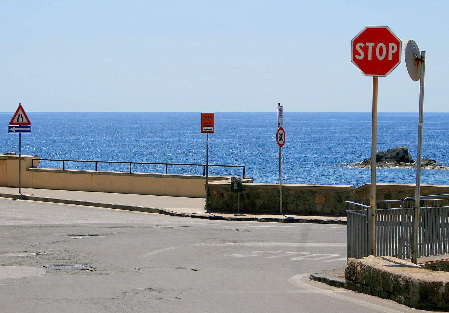 mare blu.