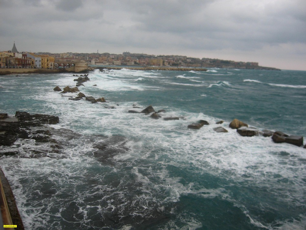 Mare d'inverno a Siracusa