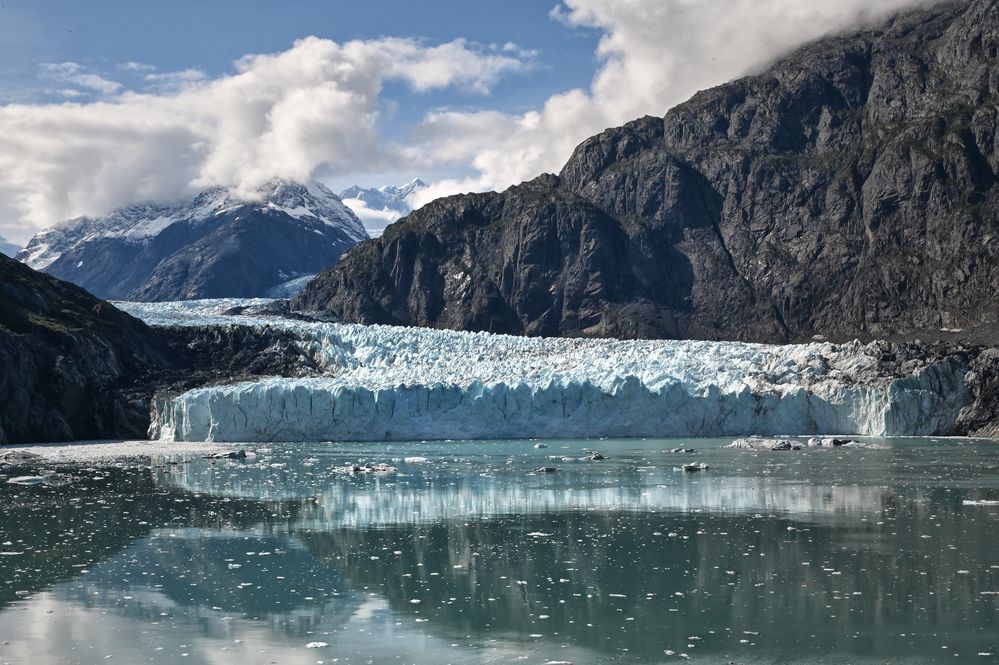 Margerie Glacier 