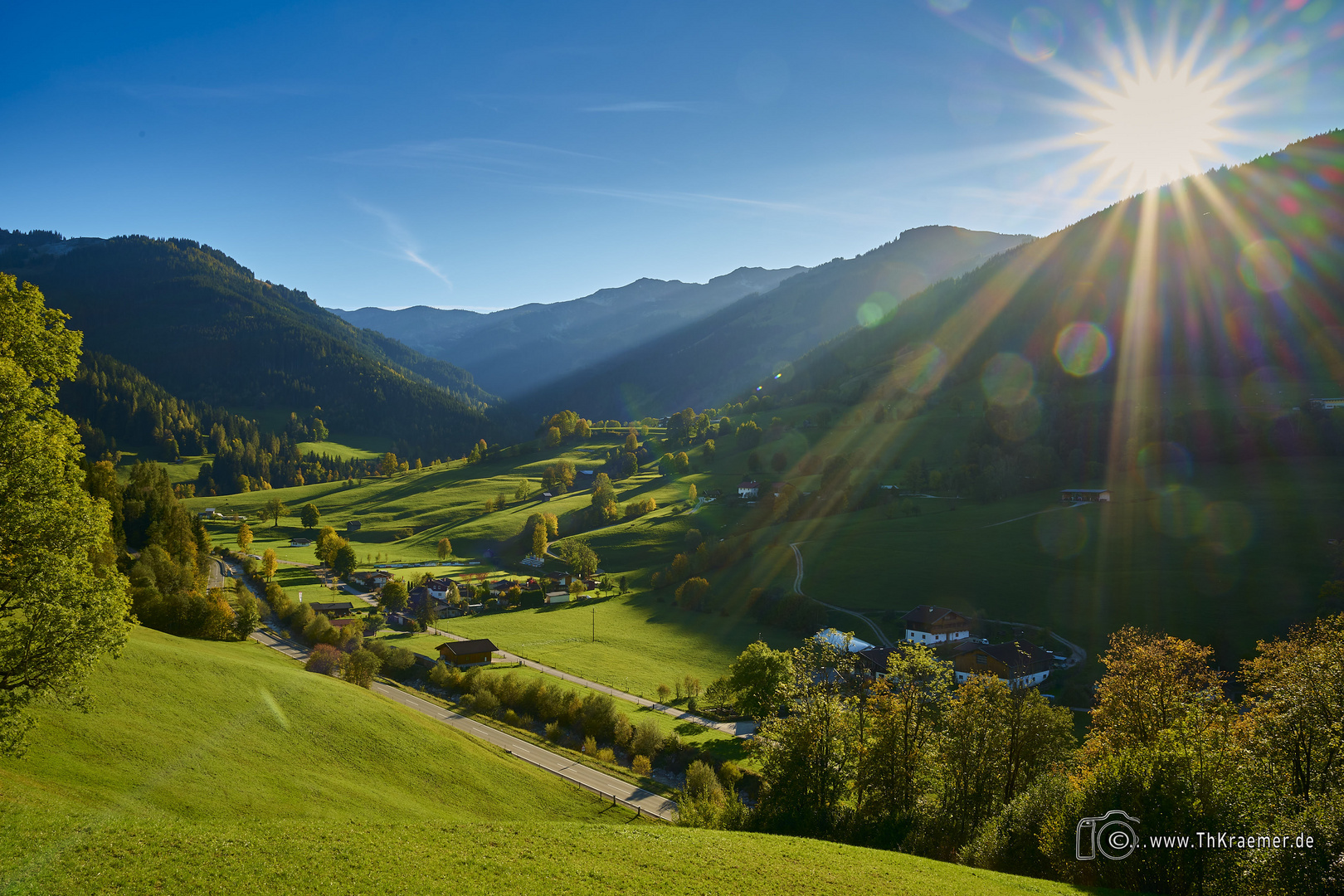 Maria Alm mit Sonnenstern C1_NZ7_2056