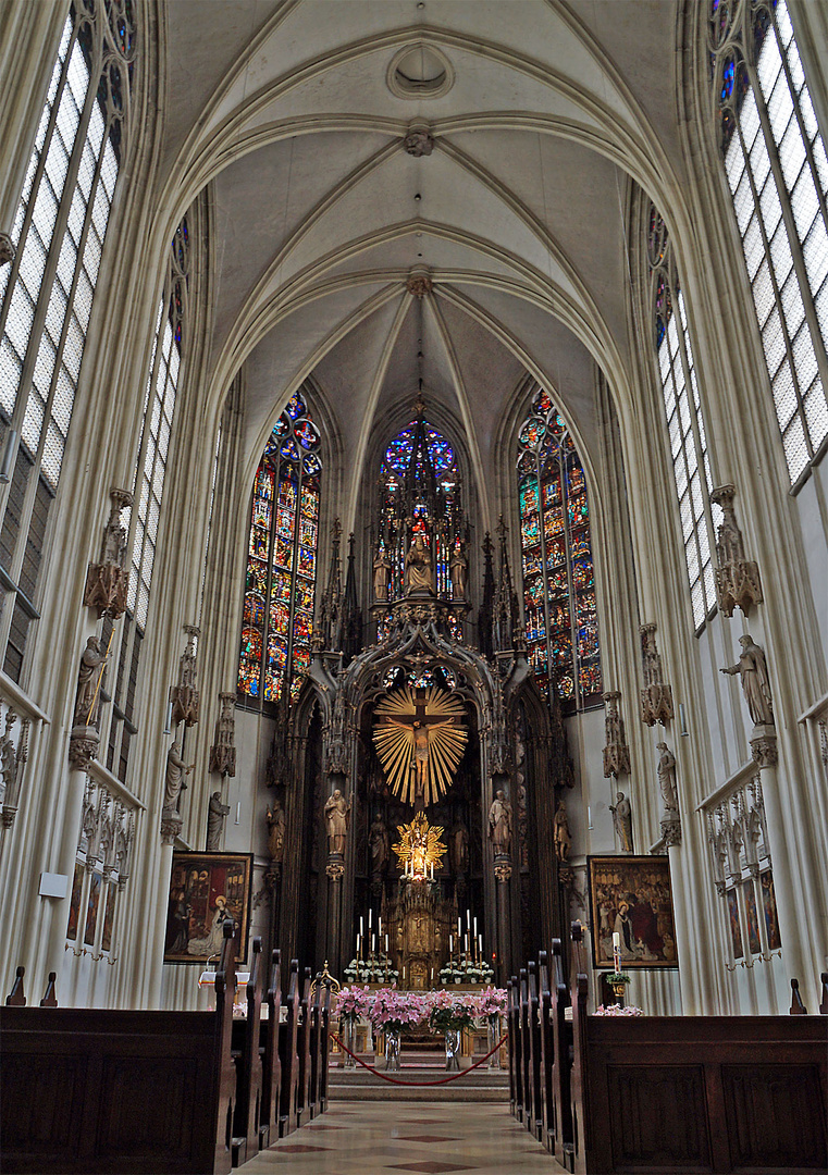 Maria am Gestade: Blick zum Hochaltar