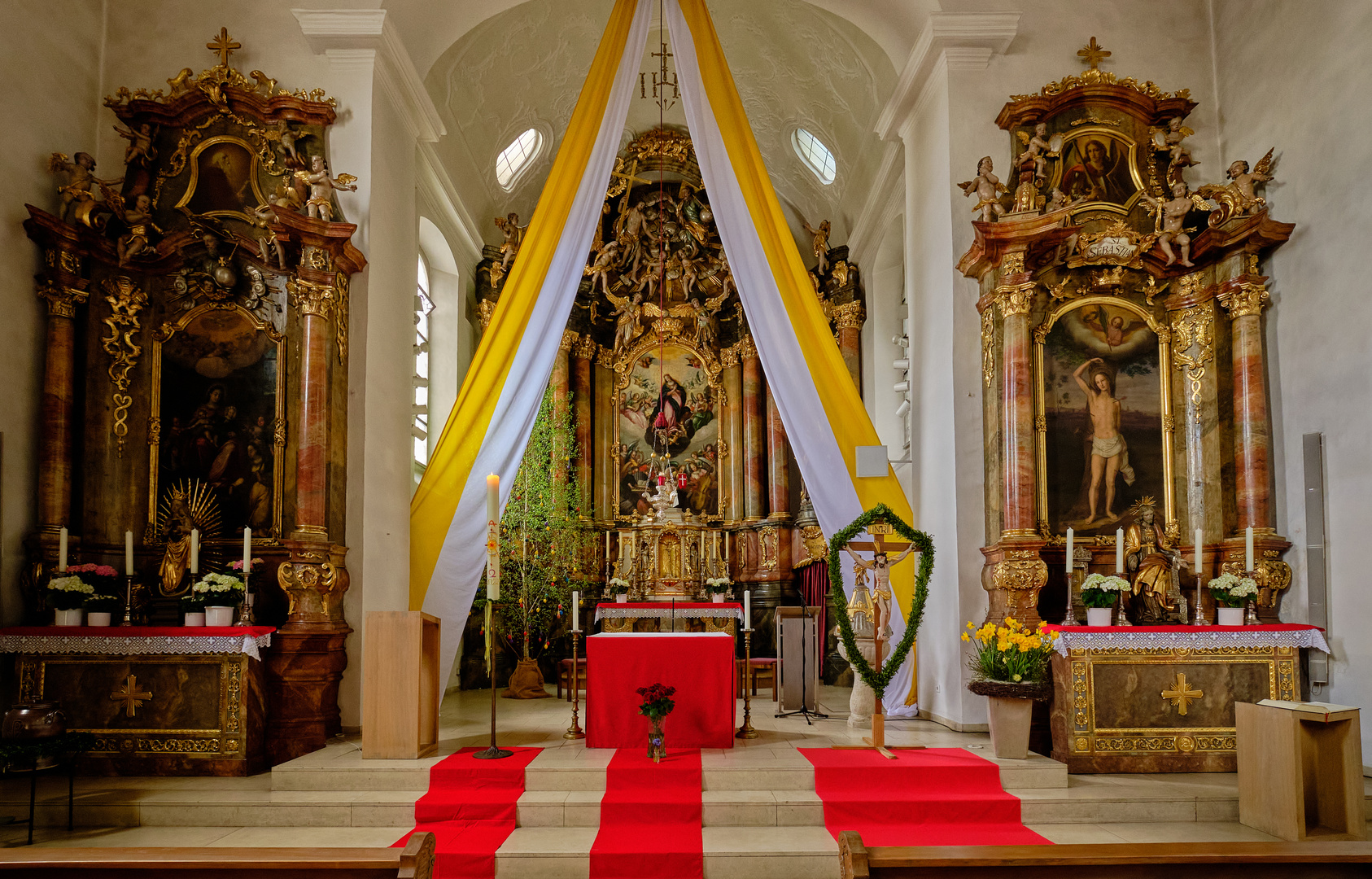 Maria Himmelfahrt Altar