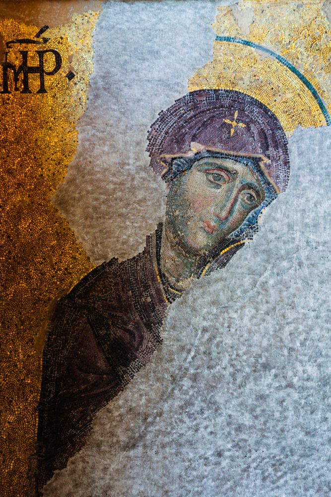 Maria im Deesis-Mosaik...