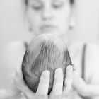 Maria mit ihrem neugeborenen Sohn