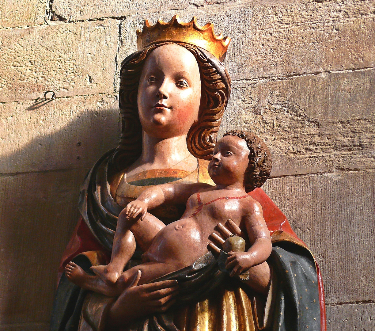 Maria mit Kind in der Marienkirche Osnabrück