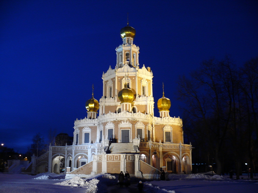 Mariä-Schutz-und-Fürbitte-Kirche Moskau / Filjowski Park